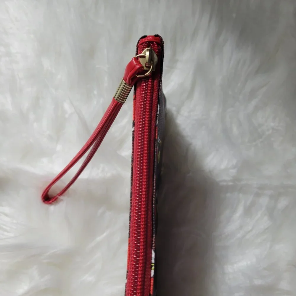 Minnie Mouse Design Wristlet